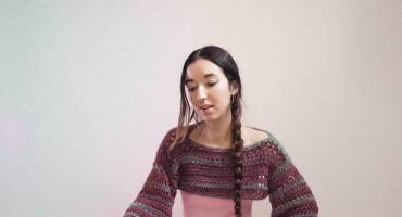 Bisous, Marie ©IsaacCreativeStudio